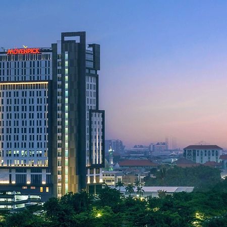 Movenpick Surabaya City Ngoại thất bức ảnh