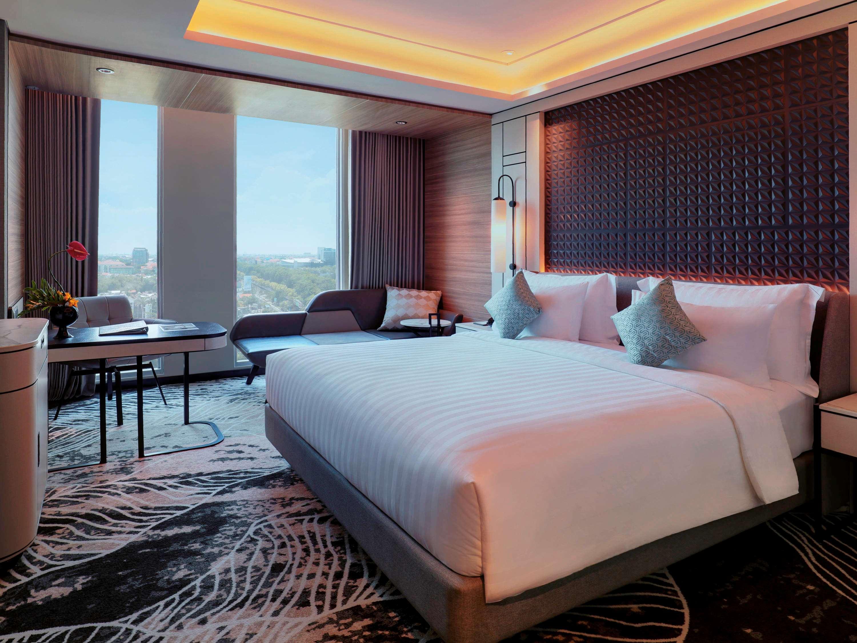 Movenpick Surabaya City Phòng bức ảnh