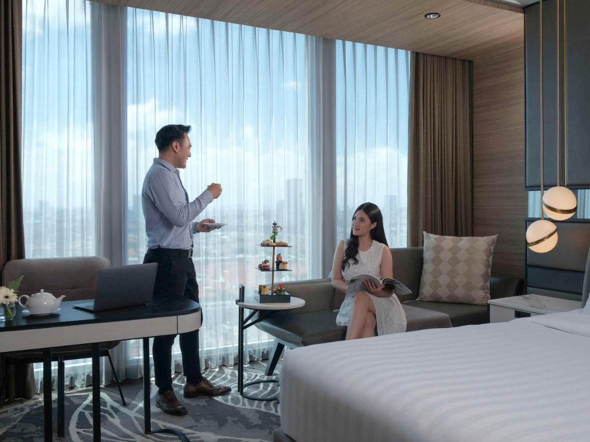 Movenpick Surabaya City Ngoại thất bức ảnh
