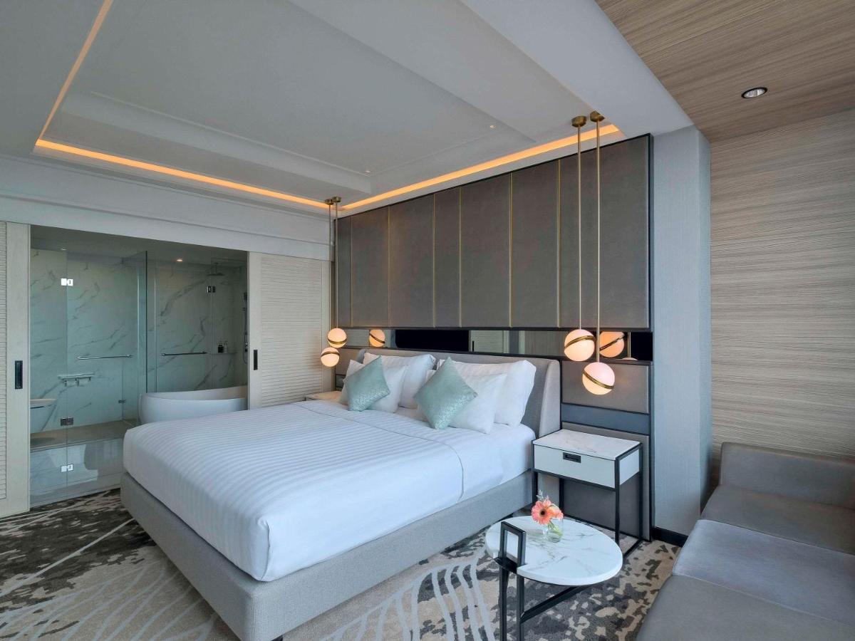 Movenpick Surabaya City Ngoại thất bức ảnh