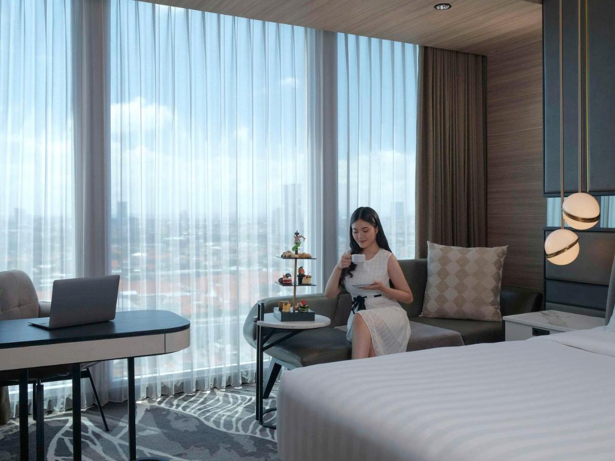 Movenpick Surabaya City Ngoại thất bức ảnh