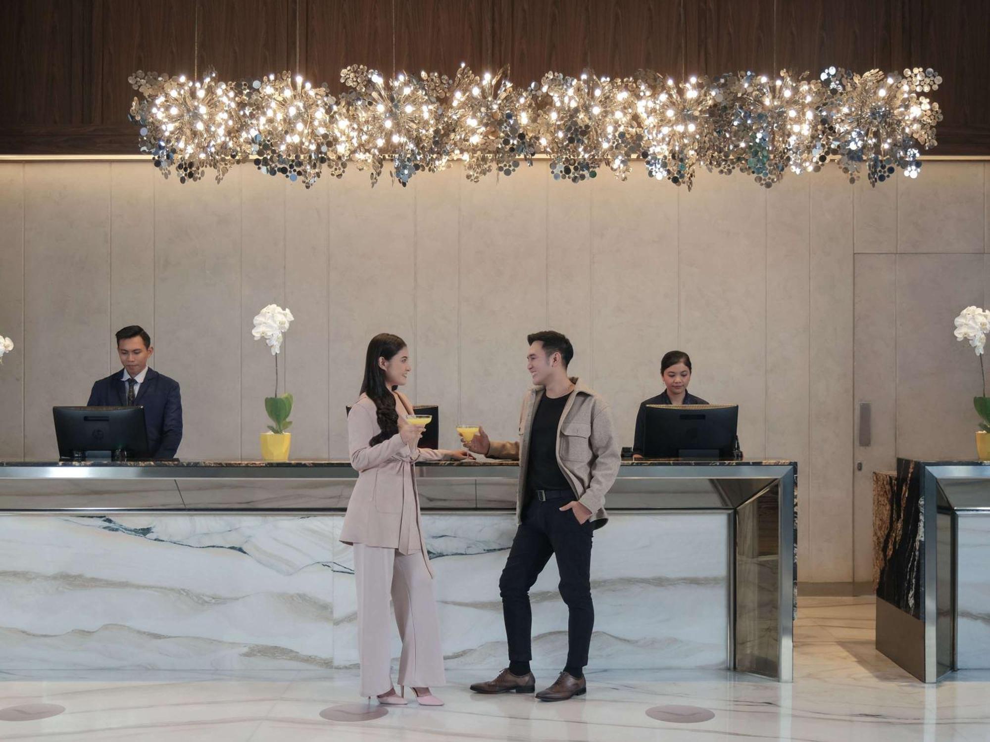 Movenpick Surabaya City Ngoại thất bức ảnh
