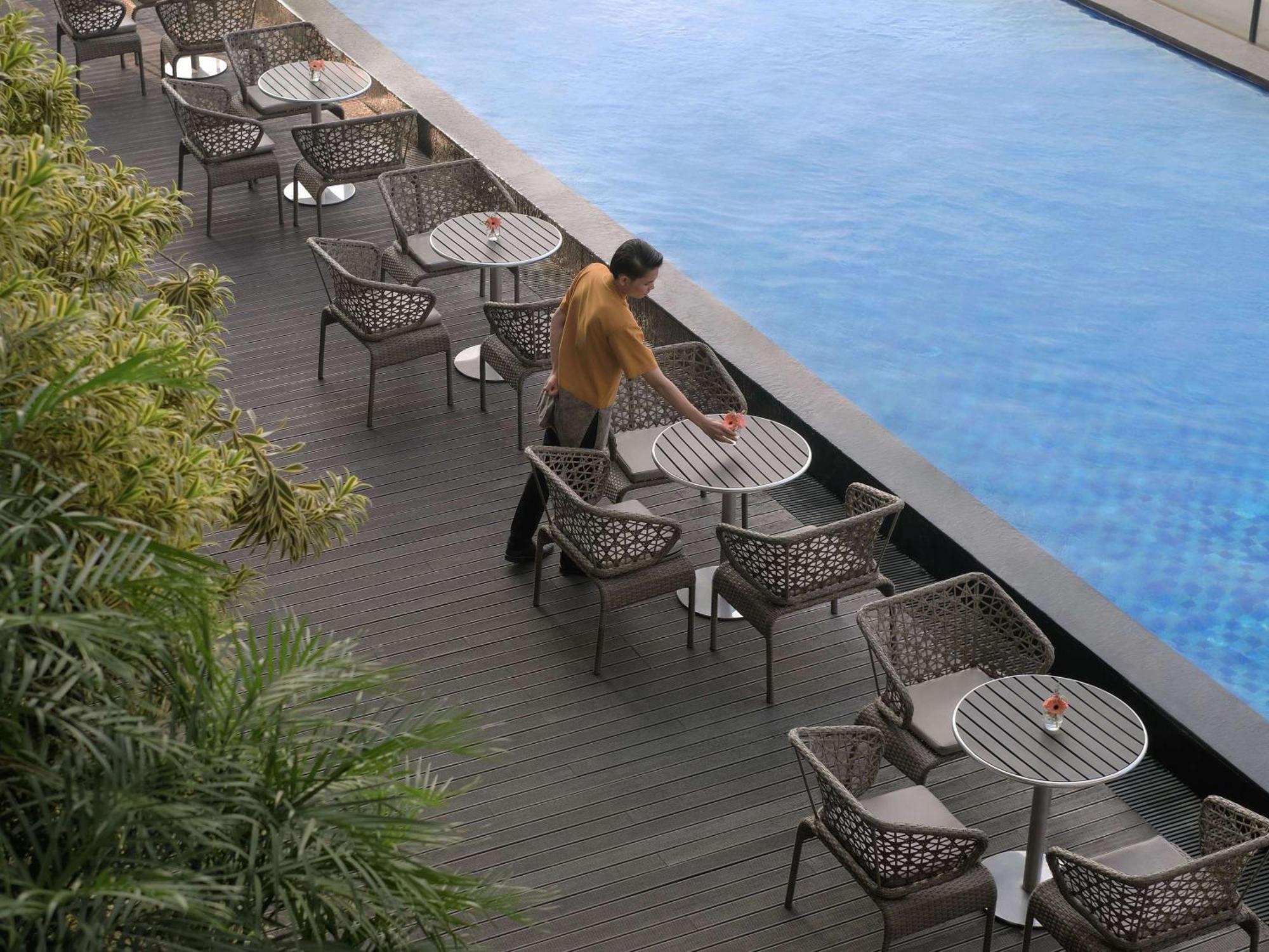 Movenpick Surabaya City Ngoại thất bức ảnh