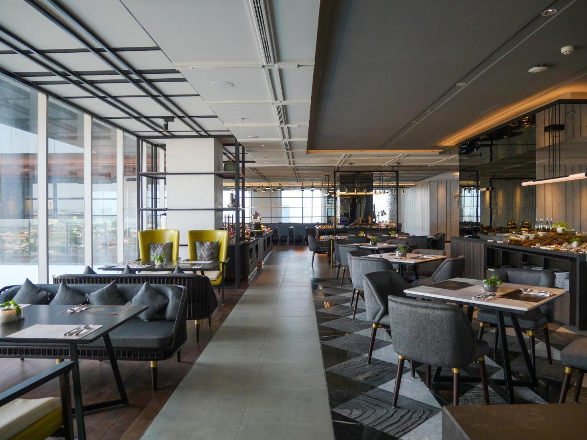 Movenpick Surabaya City Ngoại thất bức ảnh