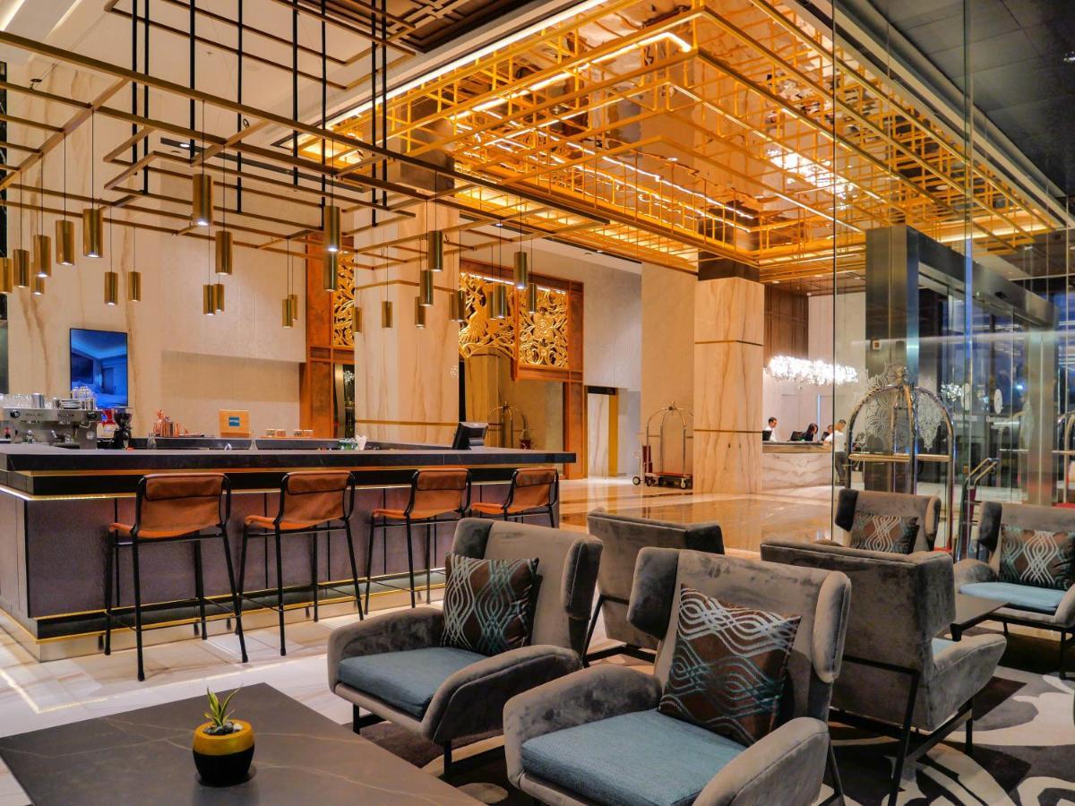 Movenpick Surabaya City Ngoại thất bức ảnh