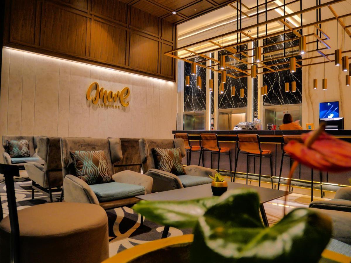 Movenpick Surabaya City Ngoại thất bức ảnh